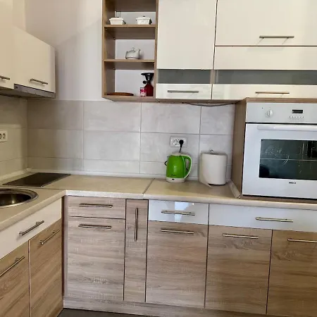 Urban Nest Cozy Center Apartment *
